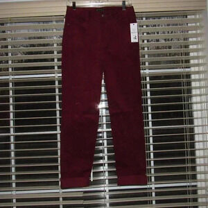 NWT SIGNATURE STUDIO Corduroy Ruby Pants Size 6